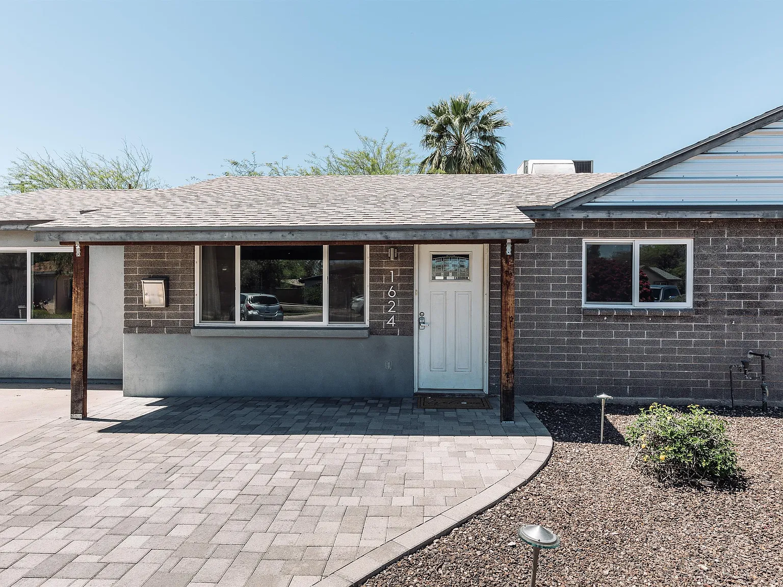 1624 S. Parkside Drive - 1 — Photo 3