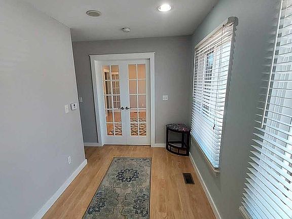 5th image of 9597 Harbour Cove Ct