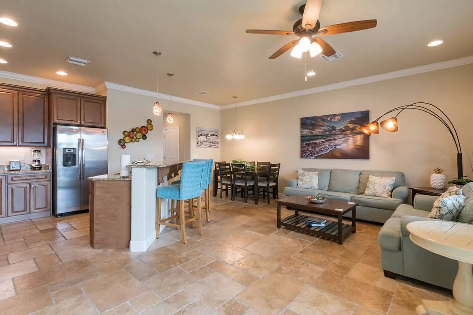 3 bed, 2.0 bath, 1399 sqft, $3,185 — Photo 2