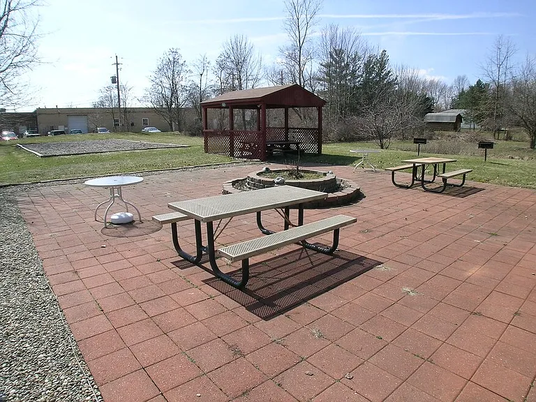 Shadow Creek Apartments — Photo 11