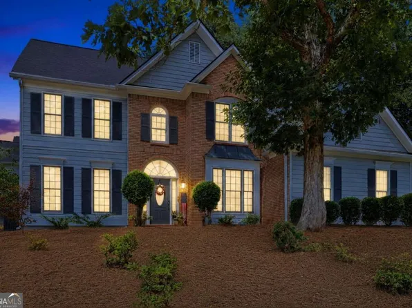 940 River Cove Dr, Dacula, GA 30019