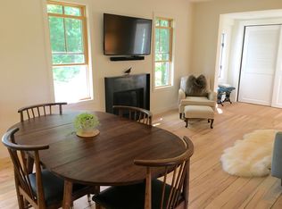 6991 E Alpers Rd, Lake Leelanau, MI 49653