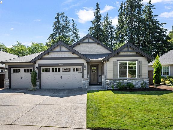 2nd image of 3857 SE Pipers Dr