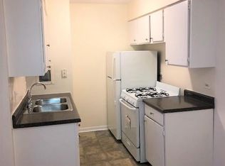 432 W Oakdale Ave APT 1, Chicago, IL 60657