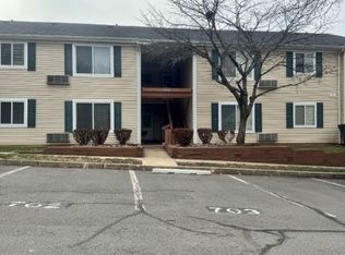 55 Bolton Ct, Somerset, NJ 08873