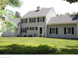 94 Sunny Reach Dr, West Hartford, CT 06117