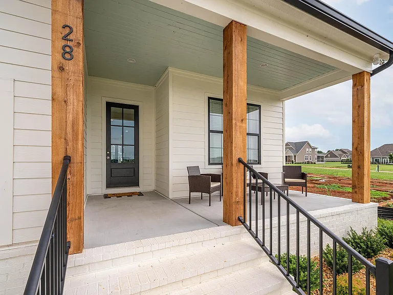 28 Suntan Ct — Photo 2