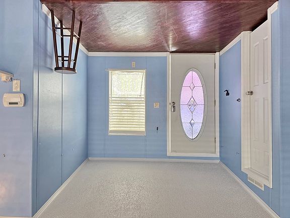 5th image of 3026 SE 36th Ave