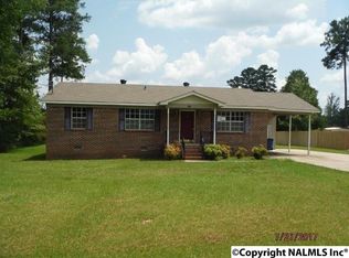 106 Eddie Cir, Rainbow City, AL 35906