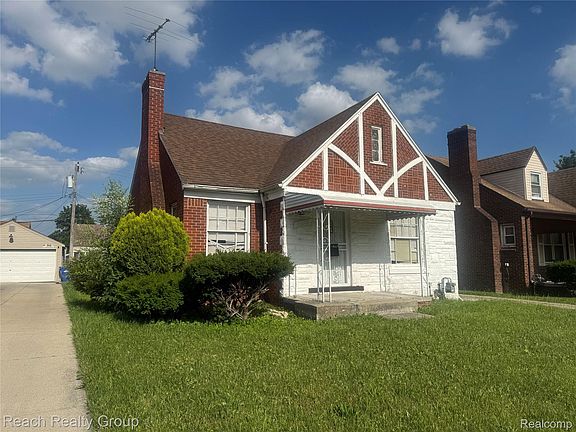 3rd image of 18922 Prest St