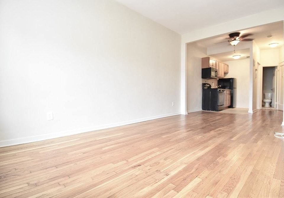 1st image of 1912 3rd Ave #3J