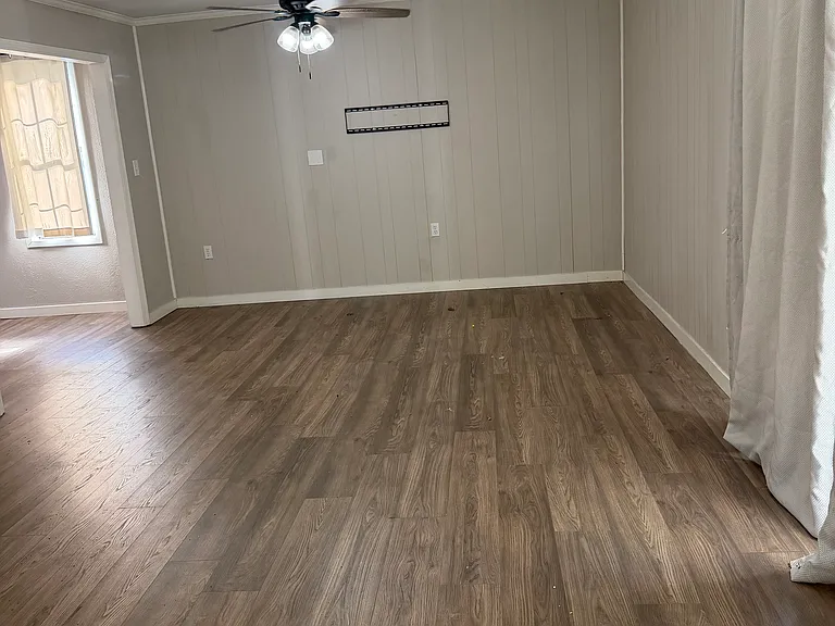 2808 Aster Ave — Photo 10