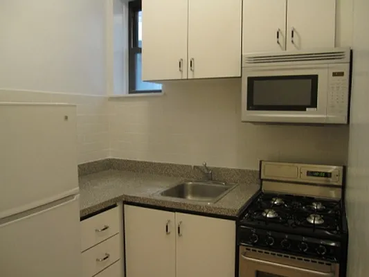 Rented by City & Suburban | media 37