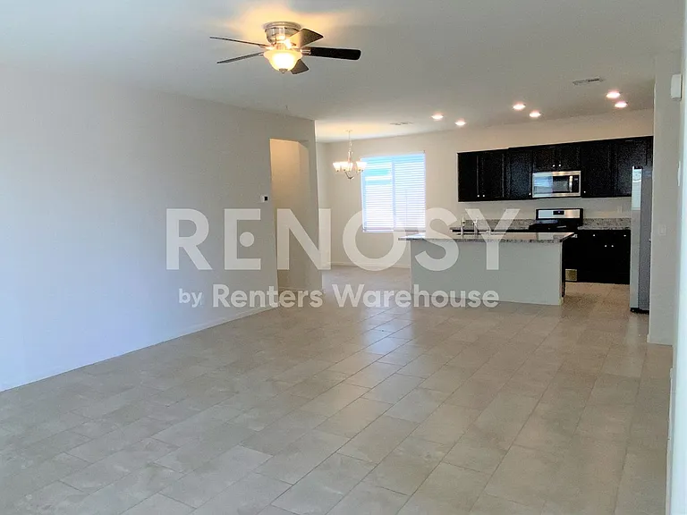 734 W Nova Pl — Photo 4