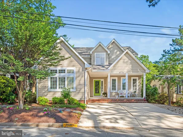 37 Sussex St, Rehoboth Beach, DE 19971