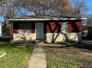 724 N Taylor St, Gainesville, TX 76240