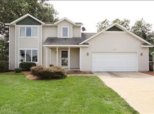 3790 Black Creek Dr, Hudsonville, MI 49426