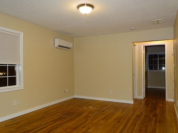 5th image of 1205 W 19th St #A