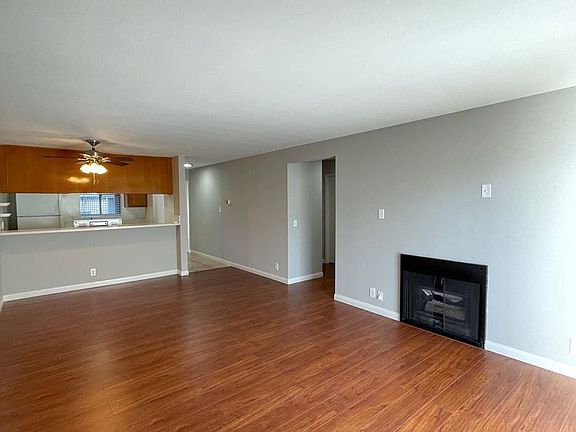 3rd image of 3315 E 15th St APT 203