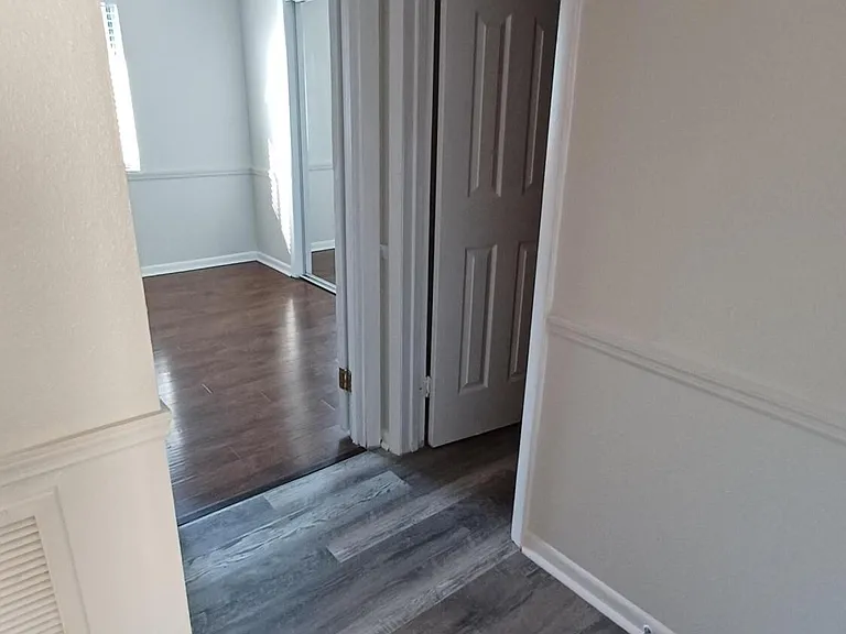 214 San Juan Cir — Photo 9