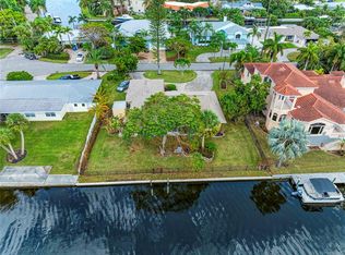 1506 Ridgewood Ln, Sarasota, FL 34231