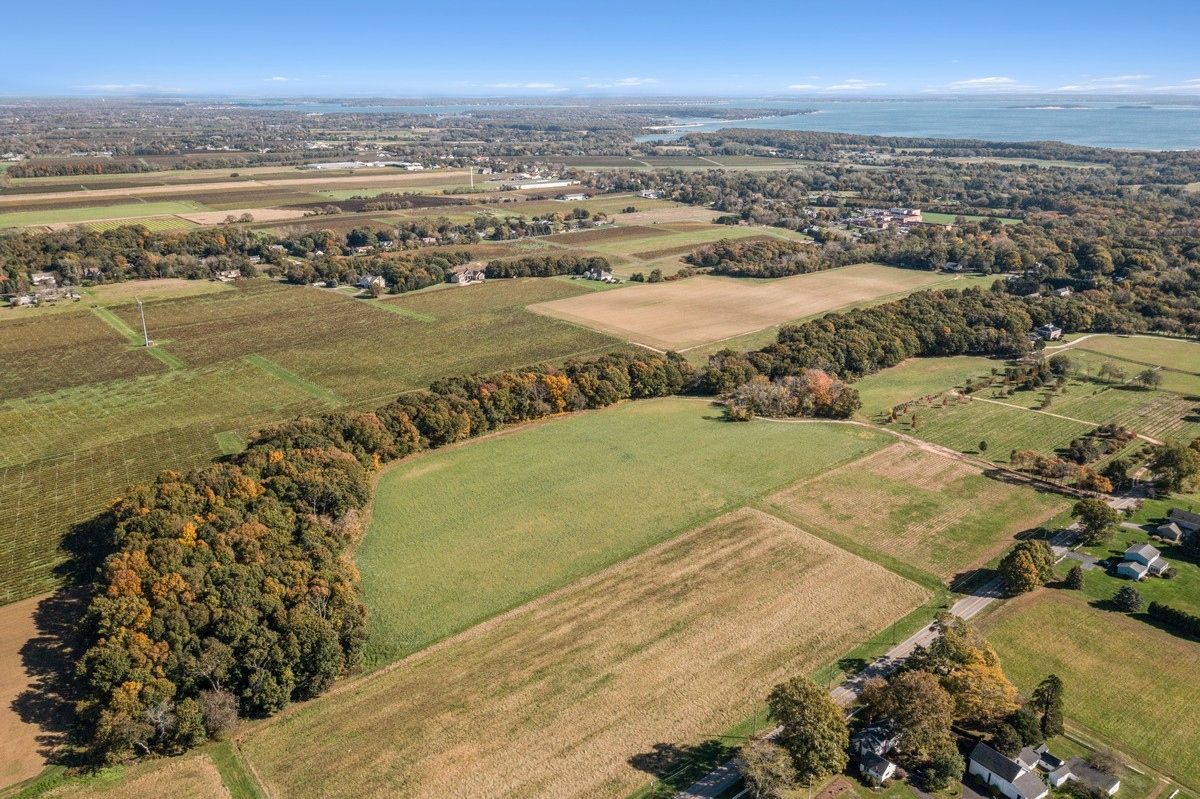 1622 Cox Ln in Cutchogue Out East