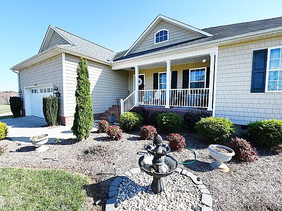3rd image of 5222 S Oak Cir