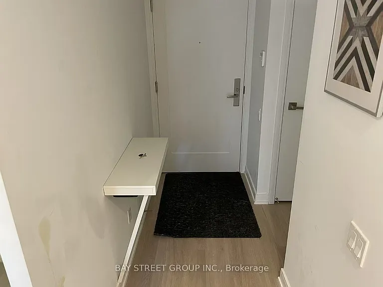 3 Gloucester St #1713 — Photo 6