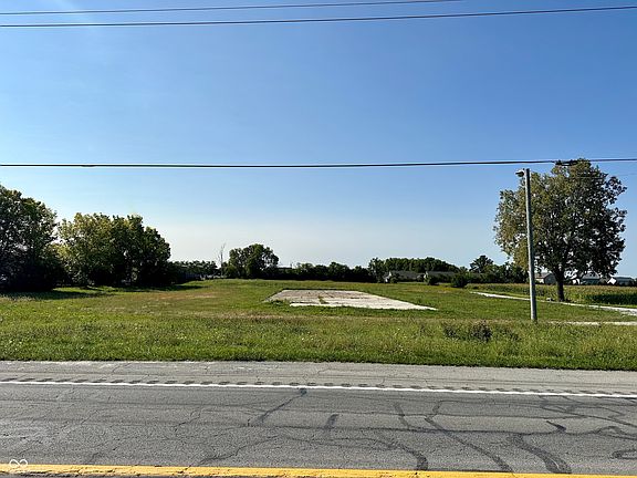 5th image of 823 W State Road 32