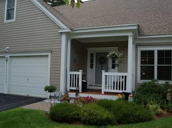 34 Sanctuary Ln, Hopkinton, MA 01748