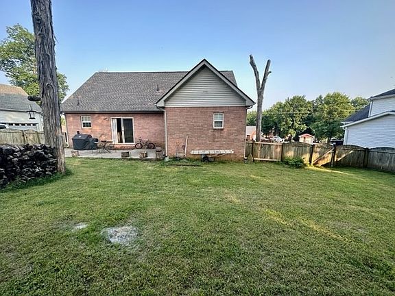 3rd image of 112 Saint Christopher Dr