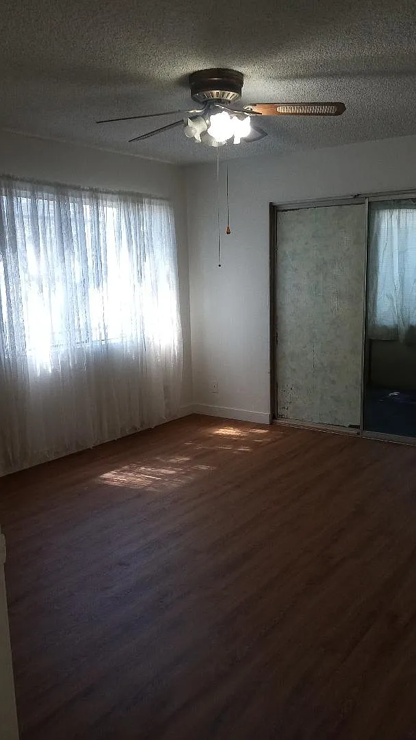 2 bed, 1.5 bath, 1150 sqft, $2,200 — Photo 4