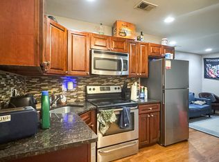 1823 Willington St #1, Philadelphia, PA 19121