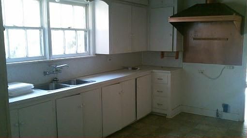 5th image of 109 Wigwam St
