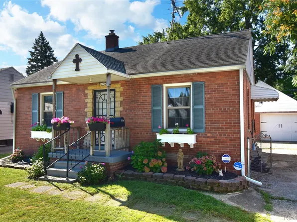 2606 E Court St, Flint, MI 48503