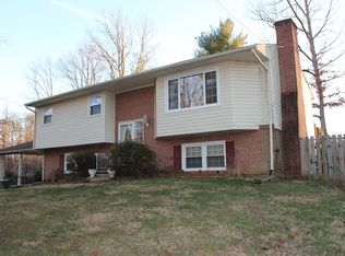 1207 Grove Rd, Lynchburg, VA 24502