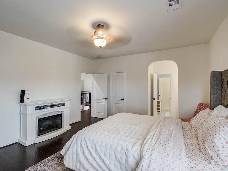 18807 Oriole Point Ct — Photo 38