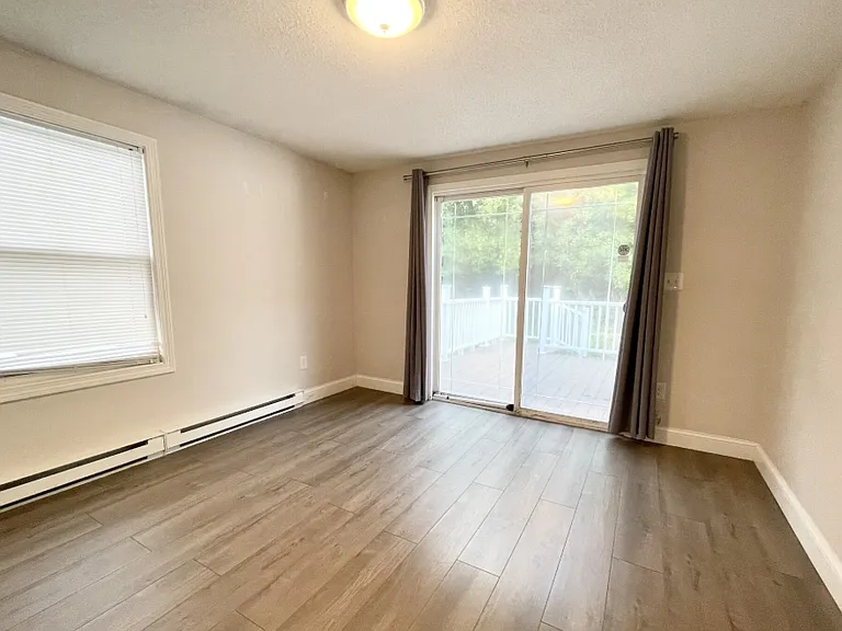 114 Buttonwood St #114 — Photo 4