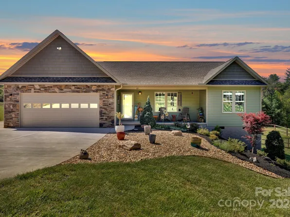 65 Curtis Miles Rd, Alexander, NC 28701