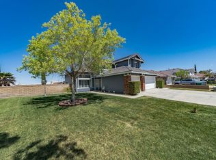 3059 Shale Rd, Palmdale, CA 93550