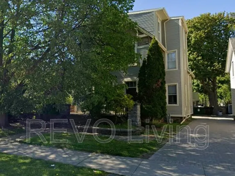 41 Welland Ave #AVE5 — Photo 8