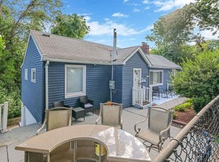 47 Highland Rd, Rocky Point, NY 11778