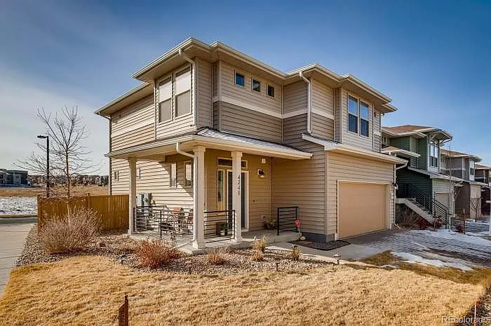 2 bed, 2.5 bath, 1517 sqft, $2,800 — Photo 2