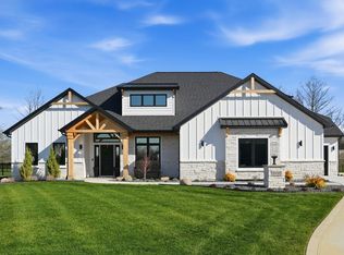 19195 Ringo Rd, Auburn, IN 46706
