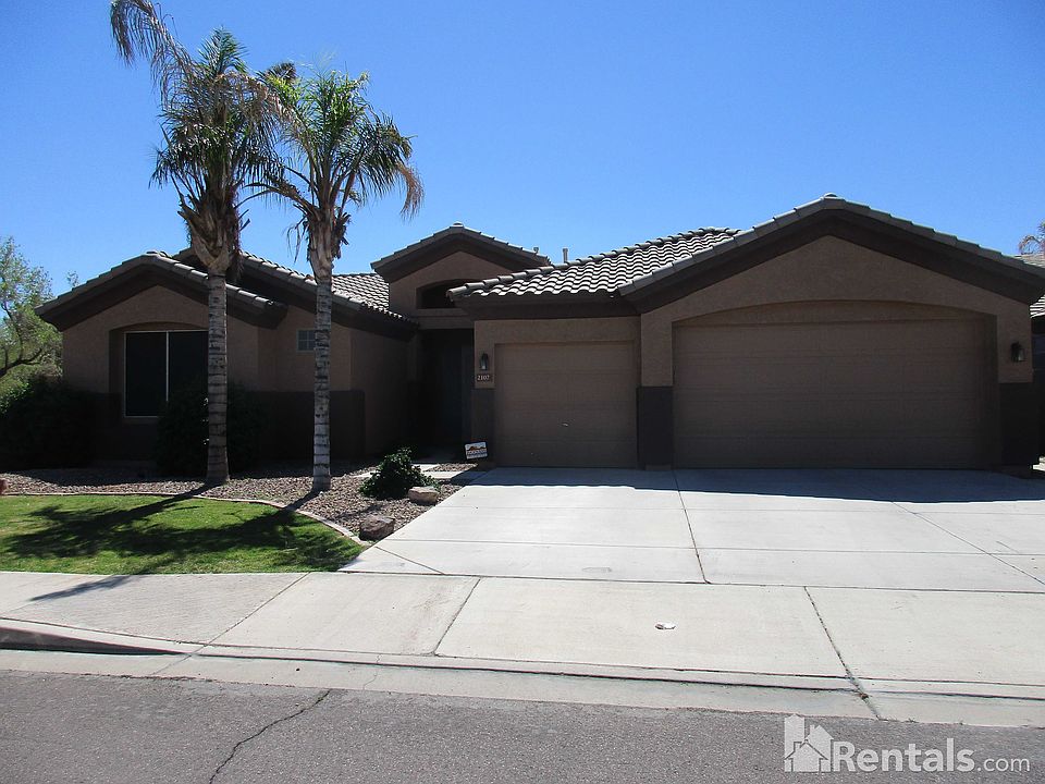 1st image of 2107 E Browning Pl