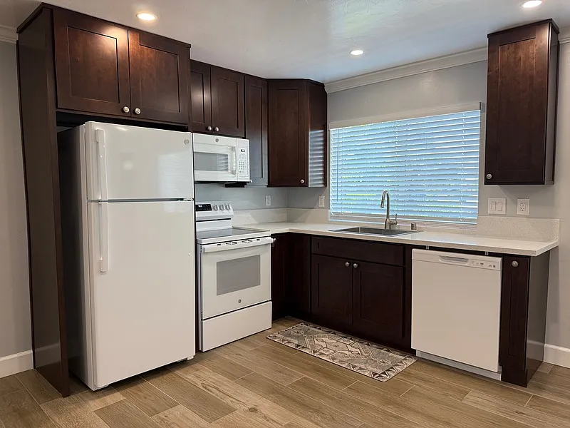 Studio, 1.0 bath, 365 sqft, $2,295 — Photo 3