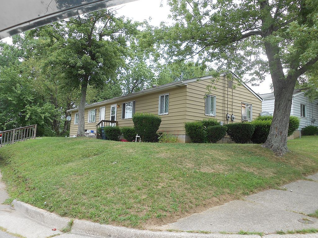 1555 & 1557 Scenic Way, Akron, OH 44310 Zillow