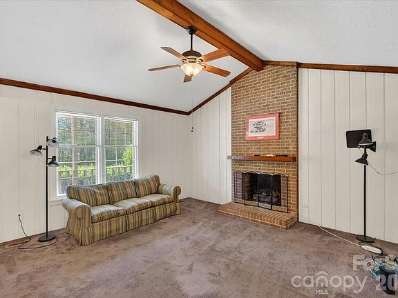 3rd image of 7615 Alexander Rd