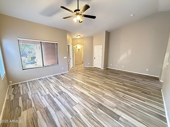 5th image of 15058 W MELVIN Street