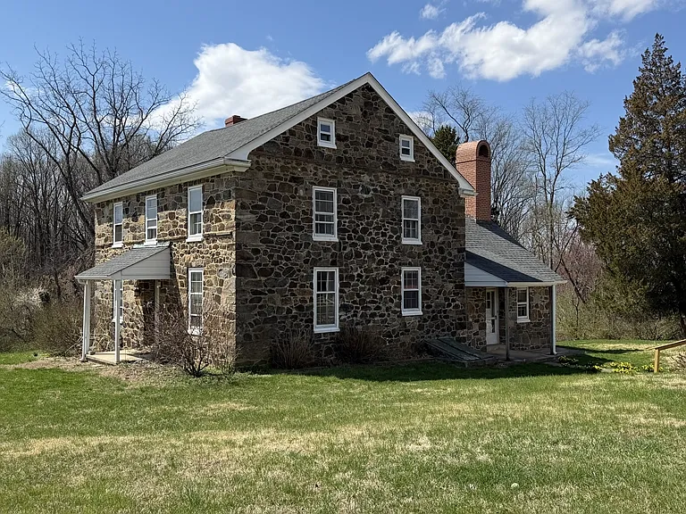 4700 Thompsons Bridge Rd — Photo 2